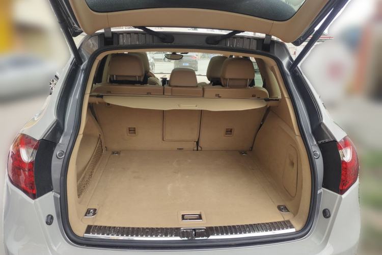 Used Porsche Cayenne 2014 Cayenne Platinum Edition 3.0T Trunk