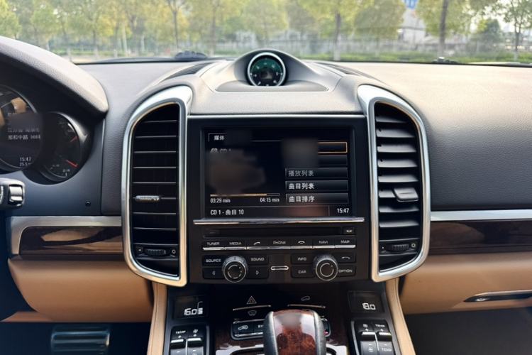 Used Porsche Cayenne 2014 Cayenne Platinum Edition 3.0T Audio And AC Panel