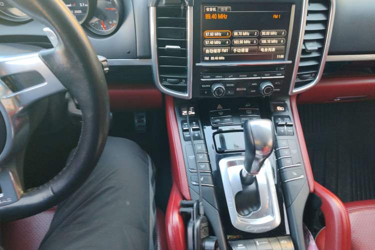 Used Porsche Cayenne 2014 Cayenne Platinum Edition 3.0T Audio And AC Panel