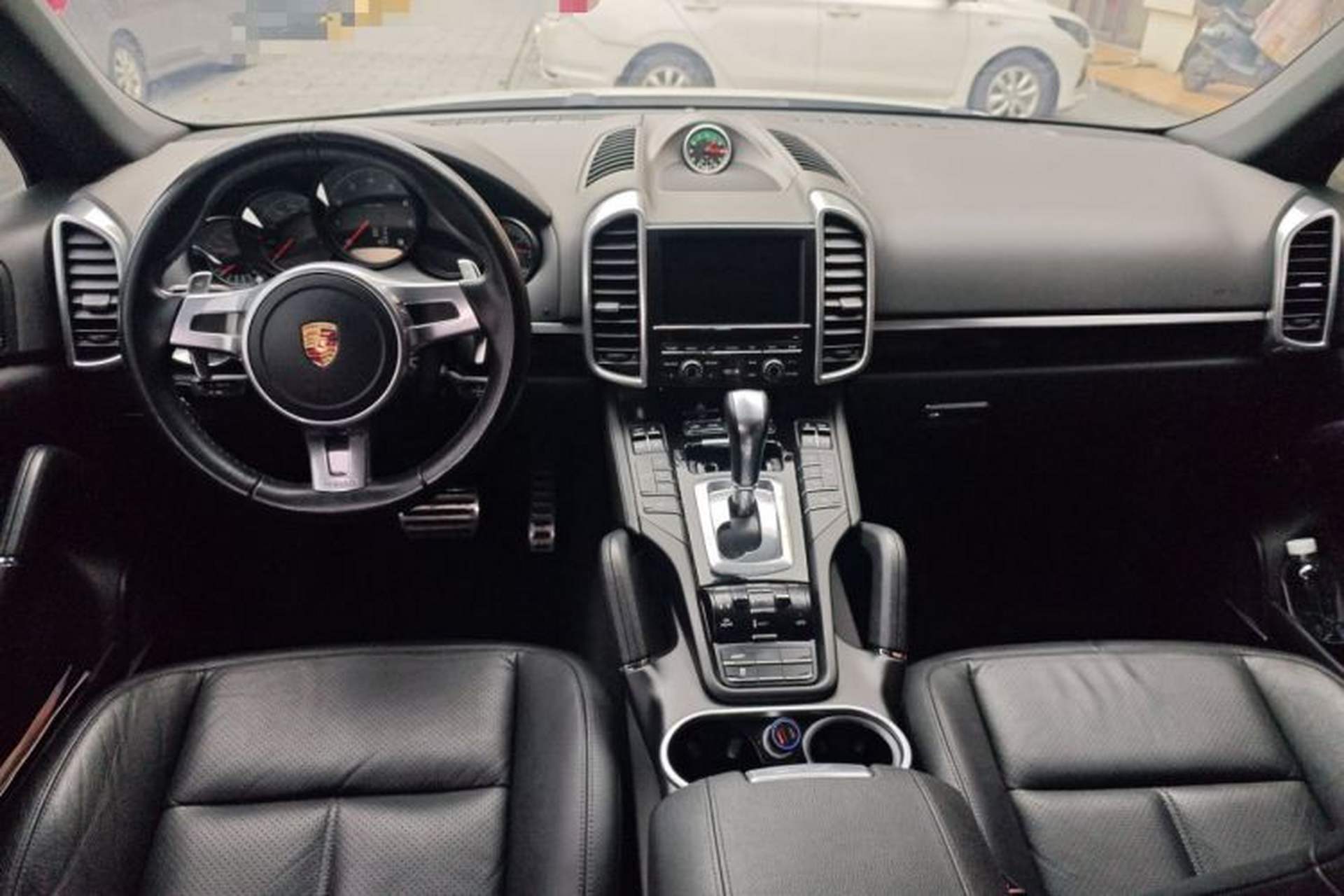 Used Porsche Cayenne 2014 Cayenne Platinum Edition 3.0T Center Console