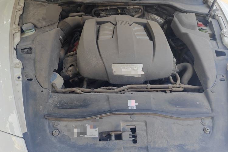 Used Porsche Cayenne 2014 Cayenne Platinum Edition 3.0T Engine Bay