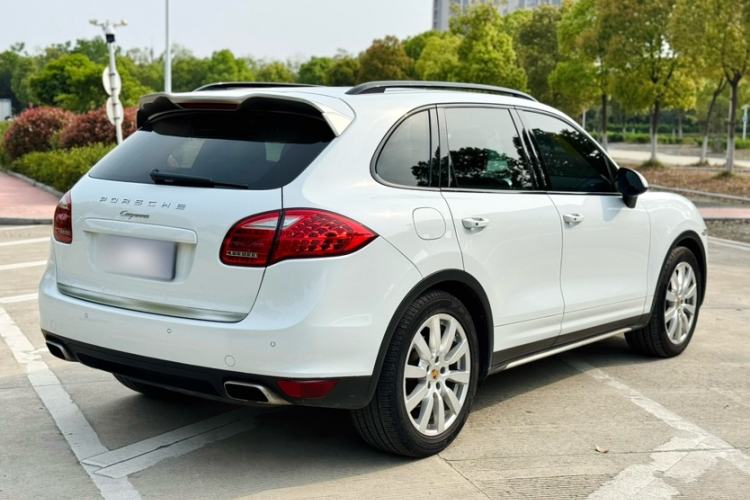 Used Porsche Cayenne 2014 Cayenne Platinum Edition 3.0T Exterior 1