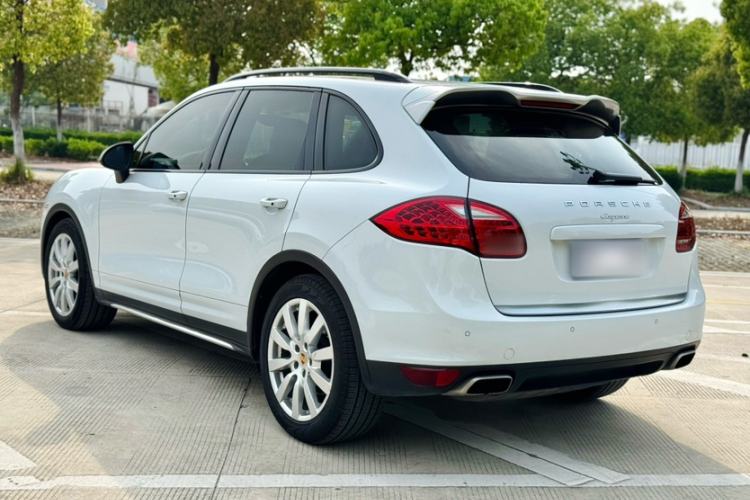 Used Porsche Cayenne 2014 Cayenne Platinum Edition 3.0T Exterior 4