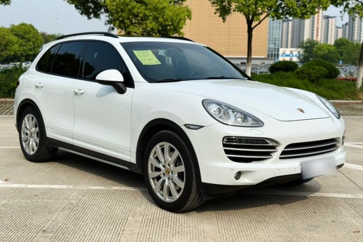 Used Porsche Cayenne 2014 Cayenne Platinum Edition 3.0T Exterior 5
