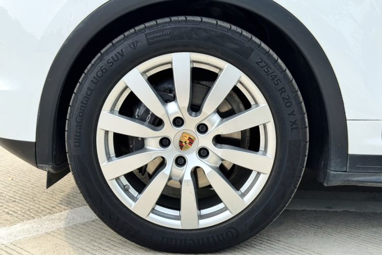 Used Porsche Cayenne 2014 Cayenne Platinum Edition 3.0T Exterior 8