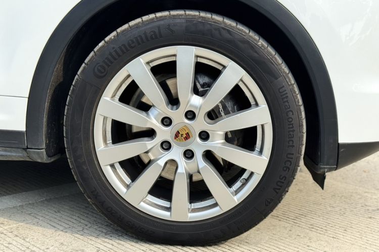 Used Porsche Cayenne 2014 Cayenne Platinum Edition 3.0T Exterior 9