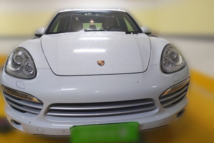 Used Porsche Cayenne 2014 Cayenne Platinum Edition 3.0T Front