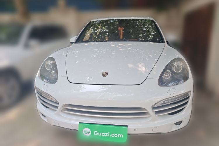 Used Porsche Cayenne 2014 Cayenne Platinum Edition 3.0T Front