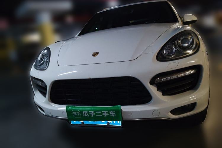 Used Porsche Cayenne 2014 Cayenne Platinum Edition 3.0T Front