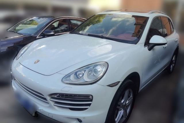 Used Porsche Cayenne 2014 Cayenne Platinum Edition 3.0T