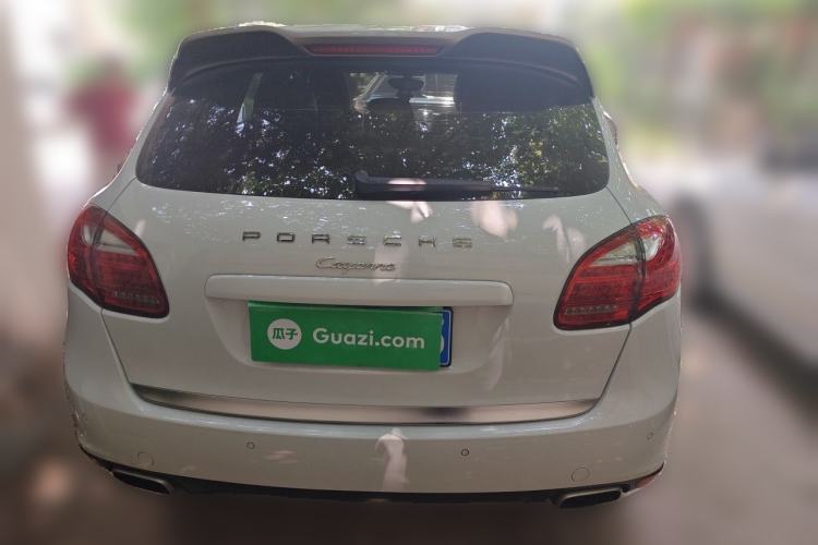 Used Porsche Cayenne 2014 Cayenne Platinum Edition 3.0T Rear