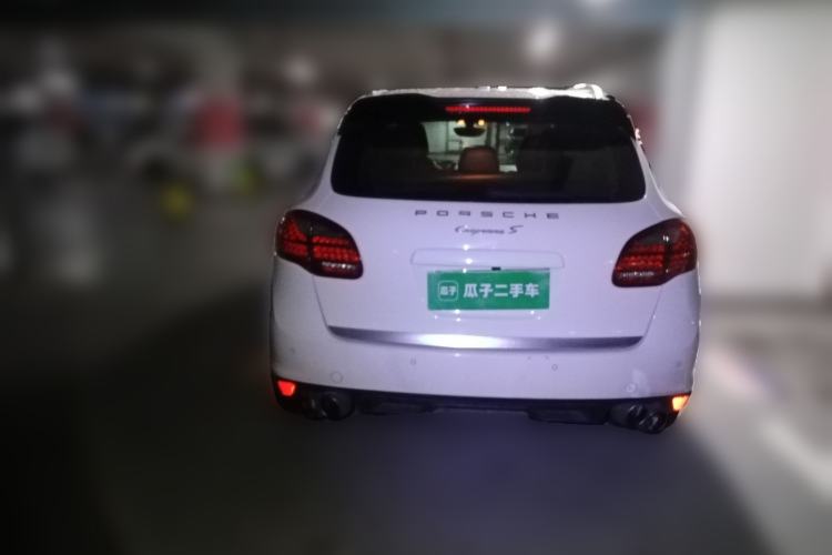Used Porsche Cayenne 2014 Cayenne Platinum Edition 3.0T Rear