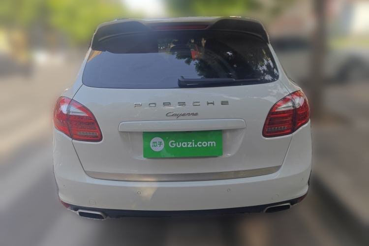 Used Porsche Cayenne 2014 Cayenne Platinum Edition 3.0T Rear