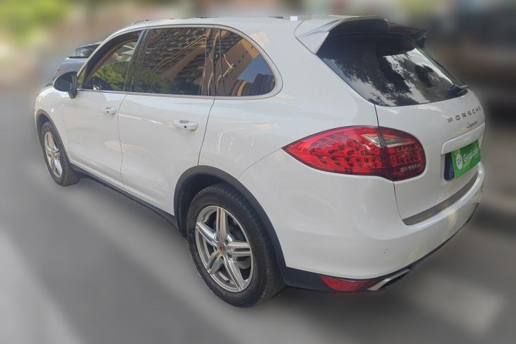 Used Porsche Cayenne 2014 Cayenne Platinum Edition 3.0T Rear Left 45 Deg