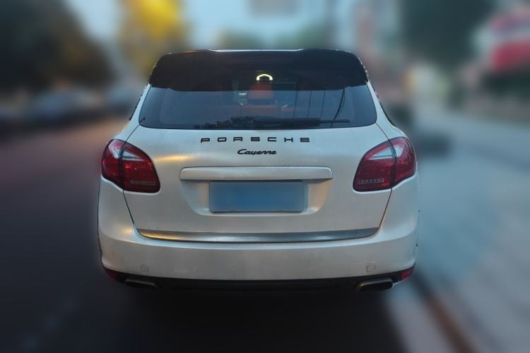Used Porsche Cayenne 2014 Cayenne Platinum Edition 3.0T Rear