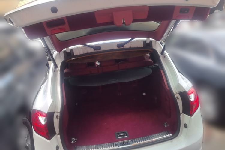 Used Porsche Cayenne 2014 Cayenne Platinum Edition 3.0T Trunk