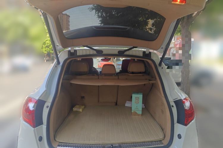 Used Porsche Cayenne 2014 Cayenne Platinum Edition 3.0T Trunk