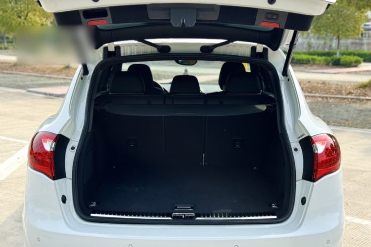 Used Porsche Cayenne 2014 Cayenne Platinum Edition 3.0T Trunk