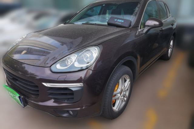 Ojetý Porsche Cayenne 2015 Cayenne 3.0T