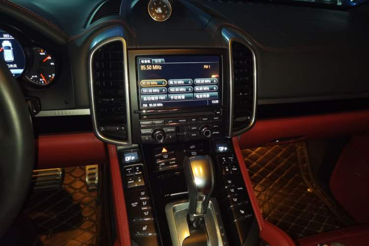 Used Porsche Cayenne 2015 Cayenne 3.0T Audio And AC Panel