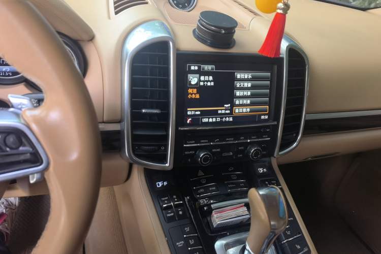 Used Porsche Cayenne 2015 Cayenne 3.0T Audio And AC Panel