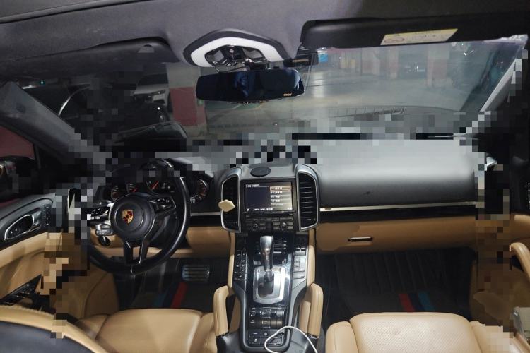 Used Porsche Cayenne 2015 Cayenne 3.0T Center Console