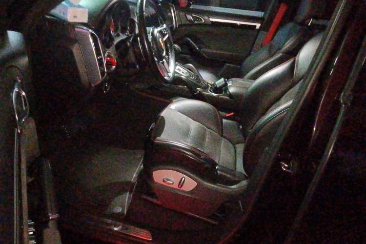 Used Porsche Cayenne 2015 Cayenne GTS 3.6T Driver Seat