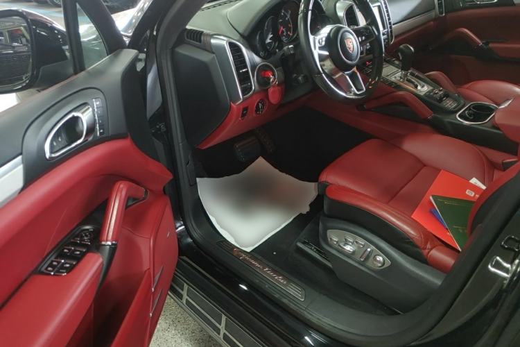 Used Porsche Cayenne 2015 Cayenne Turbo 4.8T Driver Seat