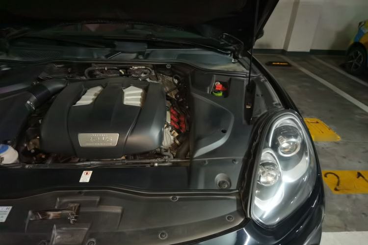 Used Porsche Cayenne 2015 Cayenne 3.0T Engine Bay Left