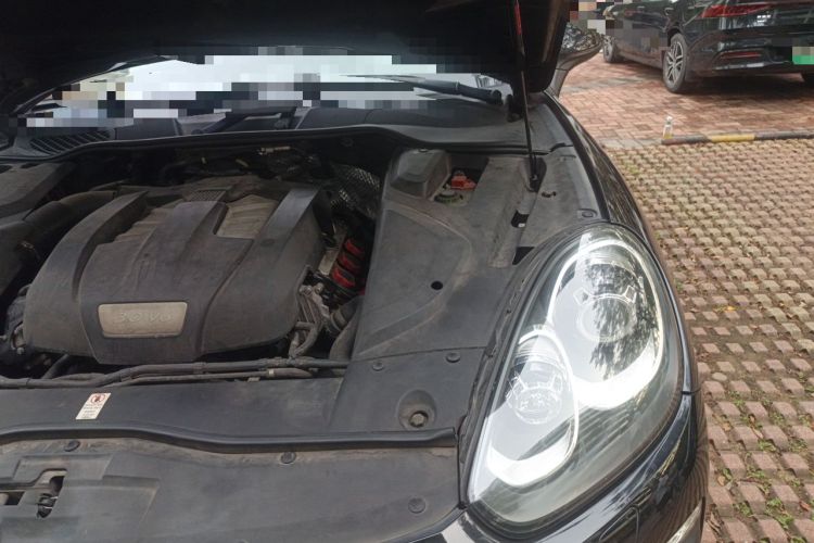 Used Porsche Cayenne 2015 Cayenne 3.0T Engine Bay Left