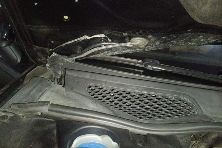 Used Porsche Cayenne 2015 Cayenne 3.0T Engine Bay Right
