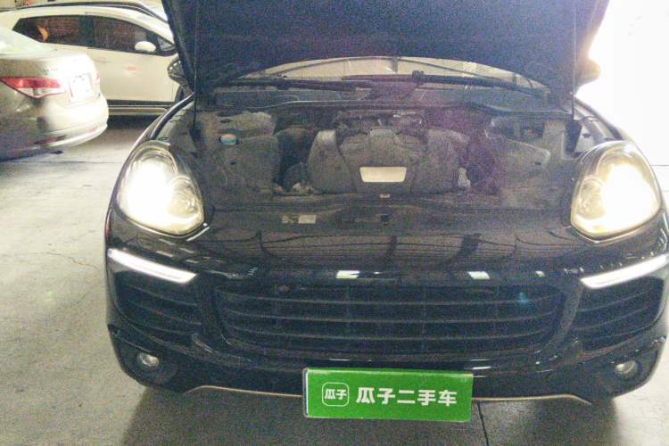Used Porsche Cayenne 2015 Cayenne 3.0T Engine Bay Right