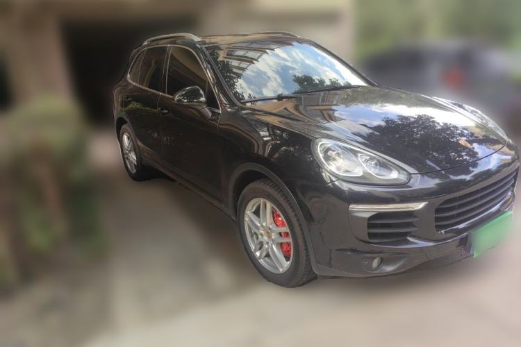 Used Porsche Cayenne 2015 Cayenne 3.0T Front Right 45 Deg