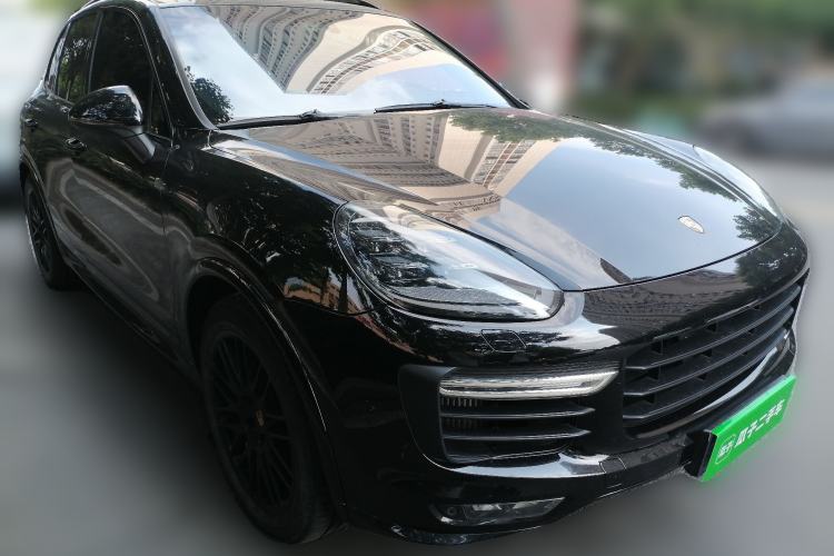 Used Porsche Cayenne 2015 Cayenne GTS 3.6T Front Right 45 Deg