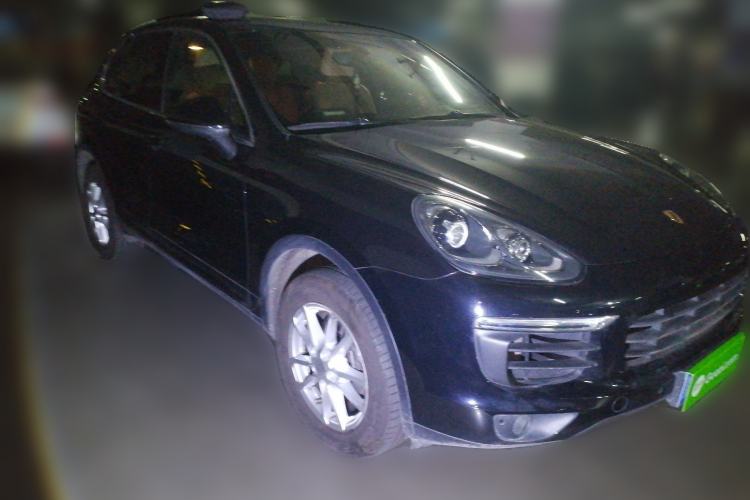 Used Porsche Cayenne 2015 Cayenne 3.0T Front Right 45 Deg