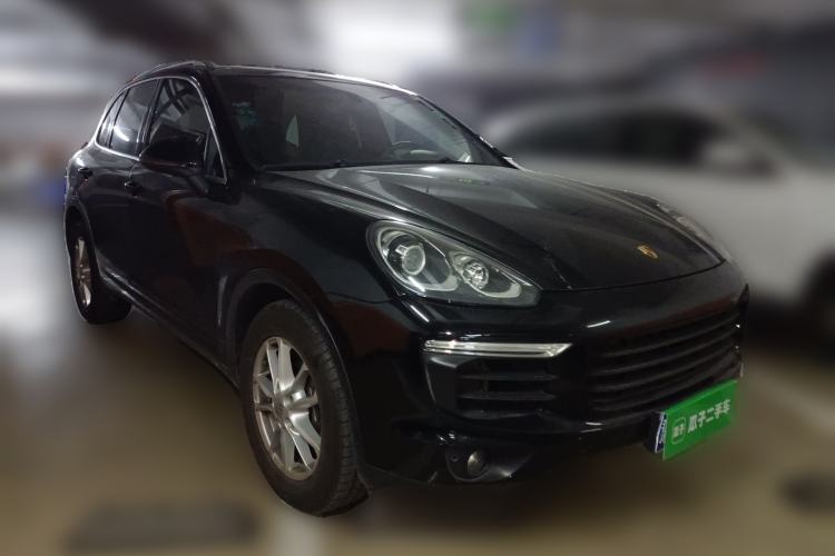 Used Porsche Cayenne 2015 Cayenne 3.0T Front Right 45 Deg