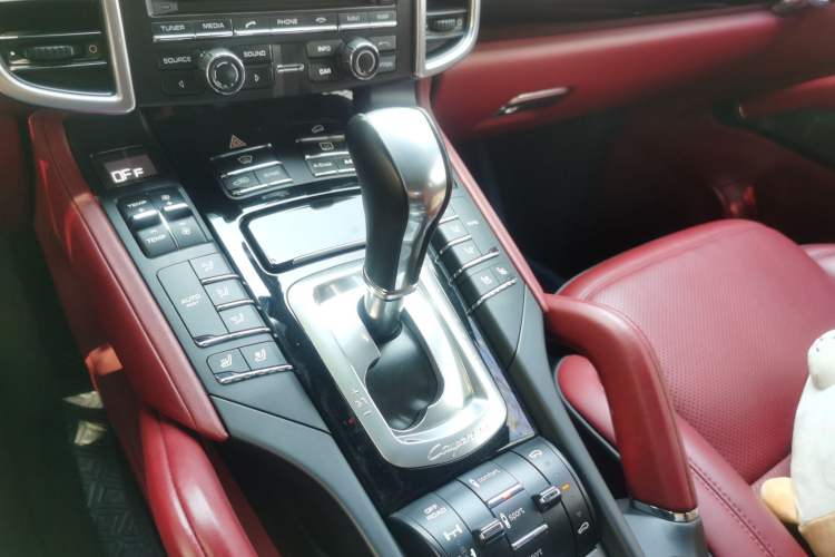 Used Porsche Cayenne 2015 Cayenne 3.0T Gear Lever