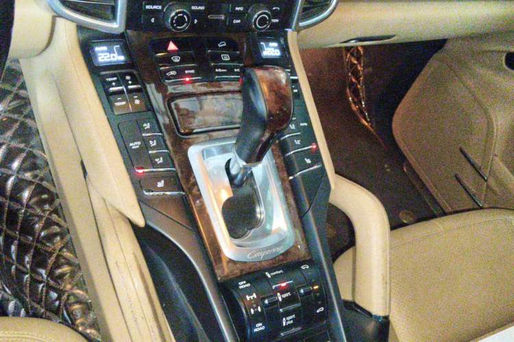 Used Porsche Cayenne 2015 Cayenne 3.0T Gear Lever
