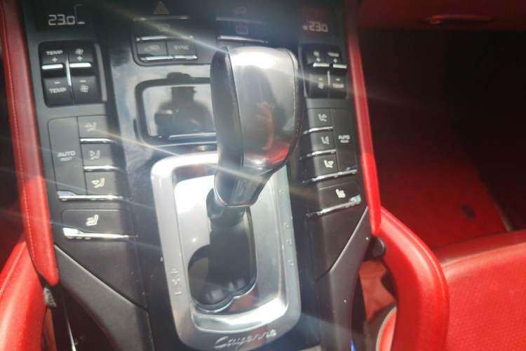 Used Porsche Cayenne 2015 Cayenne GTS 3.6T Gear Lever