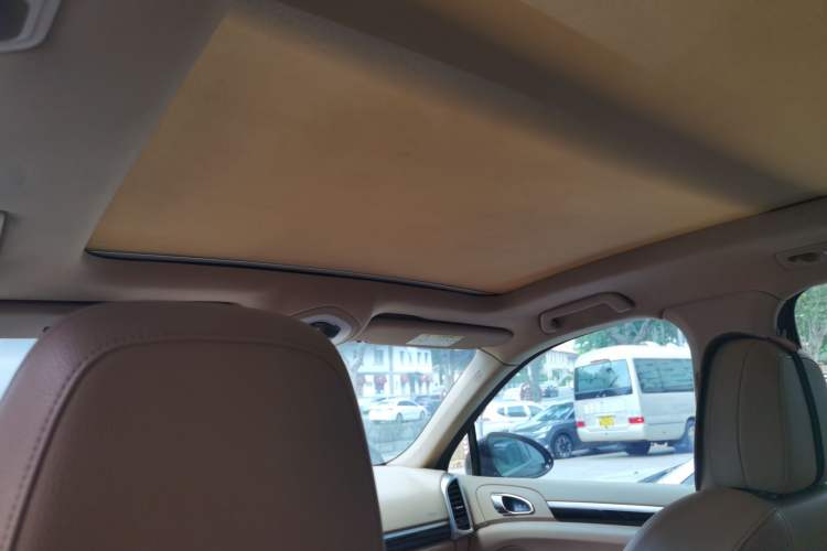 Used Porsche Cayenne 2015 Cayenne 3.0T Headliner