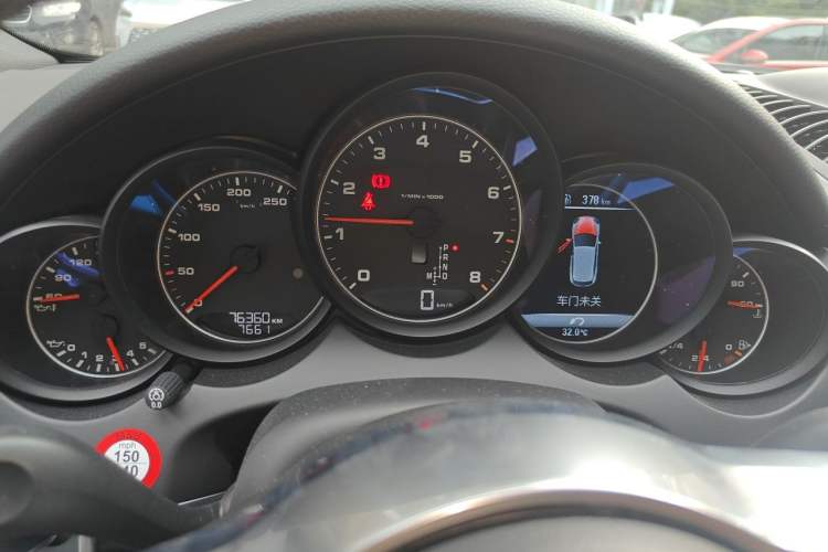 Used Porsche Cayenne 2015 Cayenne 3.0T Instrument Cluster