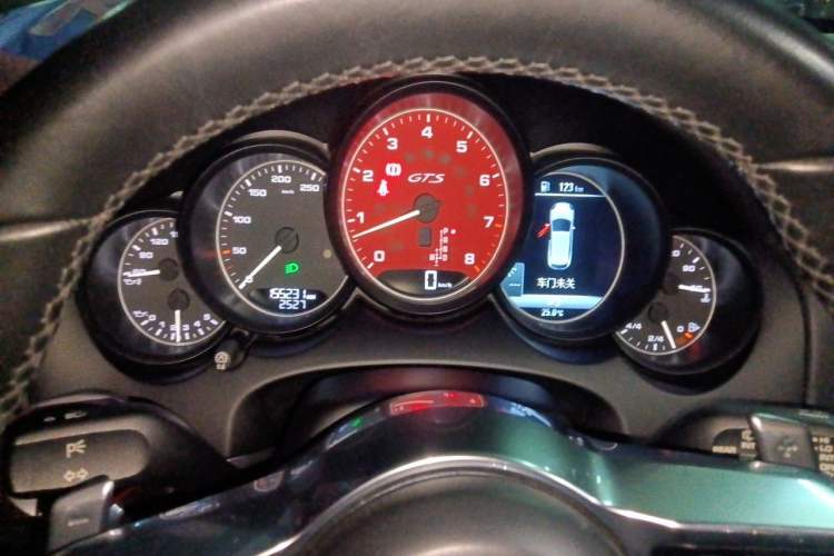Used Porsche Cayenne 2015 Cayenne GTS 3.6T Instrument Cluster