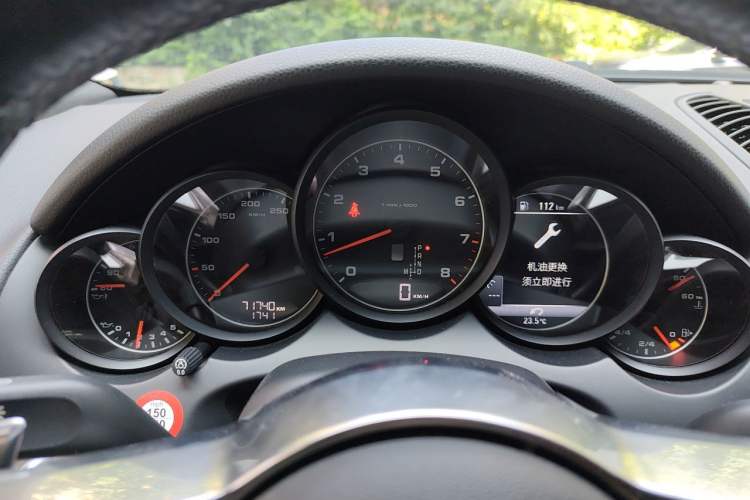 Used Porsche Cayenne 2015 Cayenne 3.0T Instrument Cluster