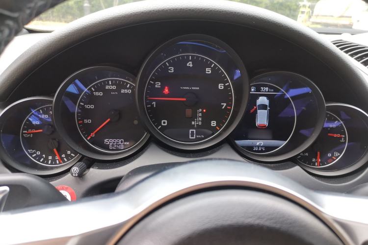 Used Porsche Cayenne 2015 Cayenne 3.0T Instrument Cluster