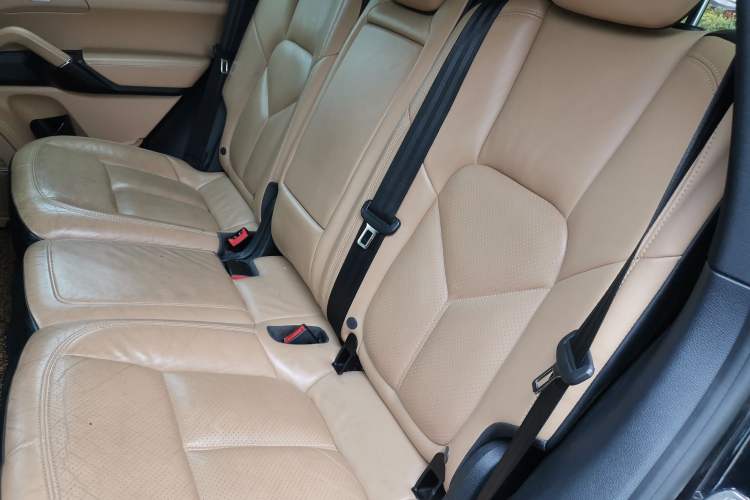 Used Porsche Cayenne 2015 Cayenne 3.0T Interior 4