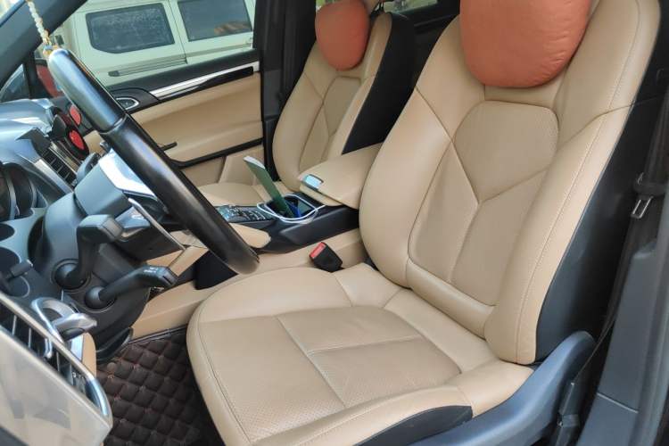 Used Porsche Cayenne 2015 Cayenne 3.0T Left Front Seat
