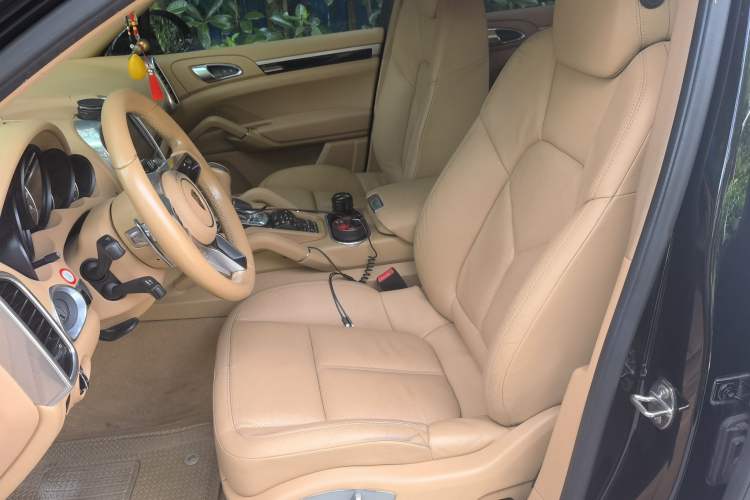 Used Porsche Cayenne 2015 Cayenne 3.0T Left Front Seat