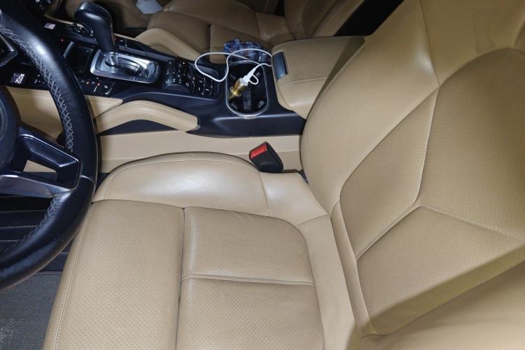 Used Porsche Cayenne 2015 Cayenne 3.0T Left Front Seat