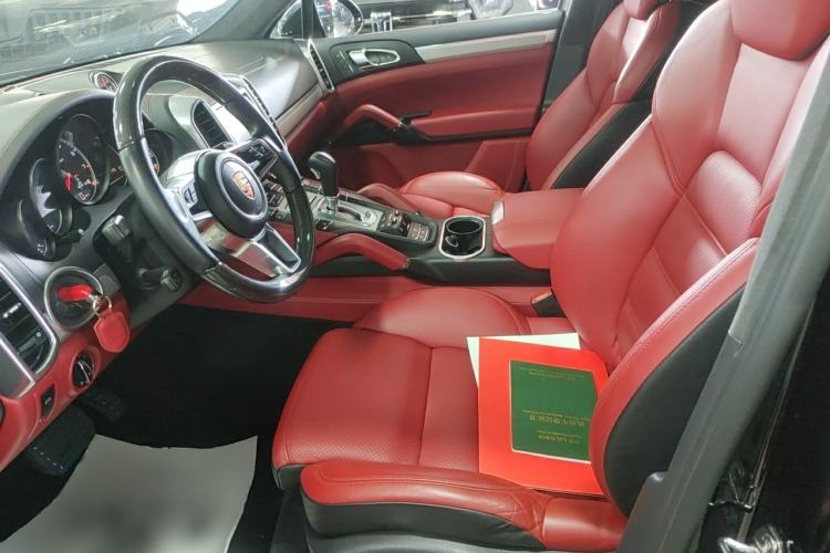 Used Porsche Cayenne 2015 Cayenne Turbo 4.8T Left Front Seat