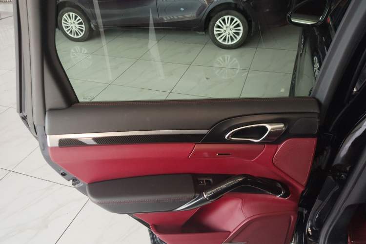 Used Porsche Cayenne 2015 3.6L automatic transmission U.S. specification Left Rear Door Interior